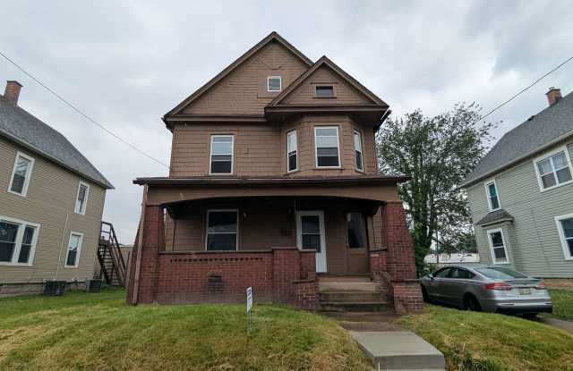 Charming Home for Rent in Scenic Canton: Your Perfect Retreat Awaits! photos photos