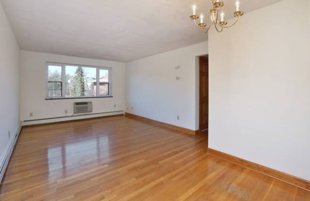 LOCATION ! LOCATION ! COMMUTERS DREAM HOME ... - 268 Grove Street, Newton, MA 02466
