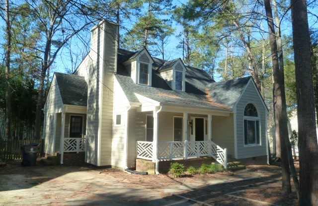 Inviting 3br house in Morrisville with wood floors, screened porch  deck in great location! photos photos