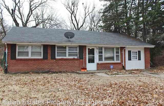 2043 College View - 2043 College View Road, Manhattan, KS 66502