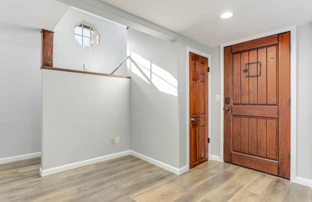 533 3/4 Sturtevant Dr. - 533 3/4 Sturtevant Dr, Sierra Madre, CA 91024
