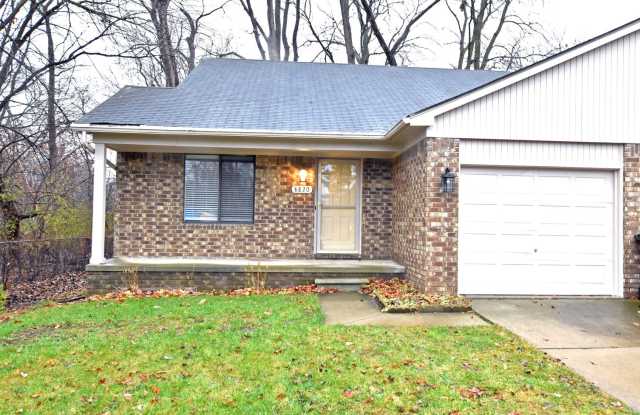 Shelby Township-2 Bedroom Duplex with Basement, Deck & Attached Garage photos photos