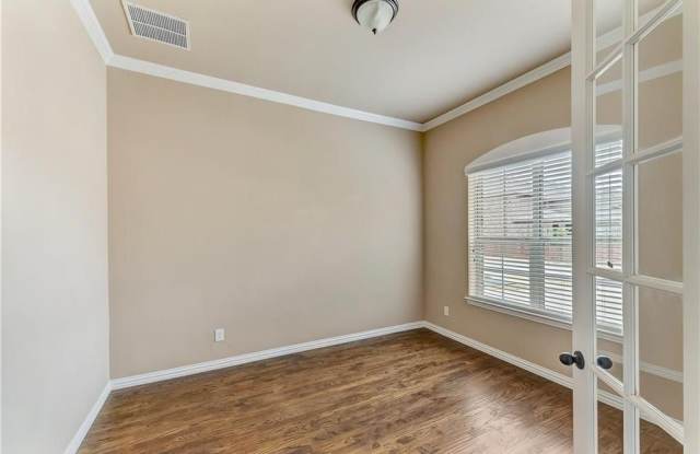 3600 Biscayne Drive Gallery 4