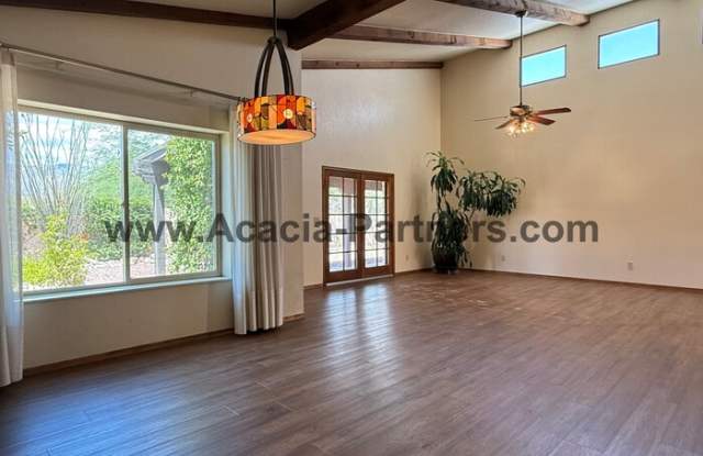 7211 East River Canyon Way Gallery 2
