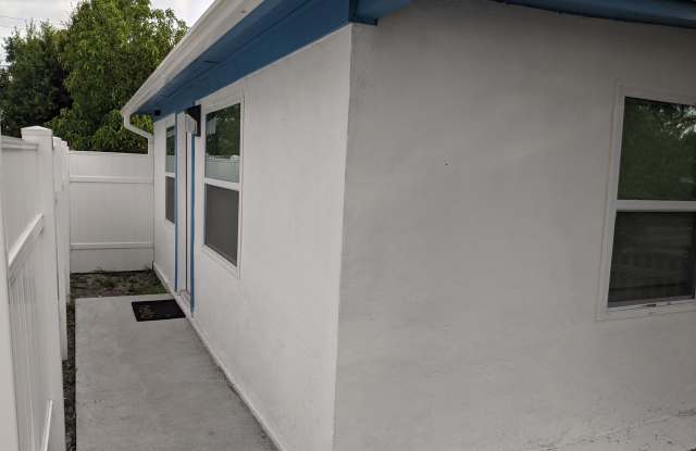 4853 West Minnehaha Street Gallery 3
