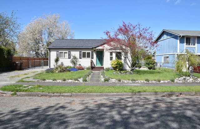 Fully Renovated Tacoma Home with Massive New Deck & Modern Upgrades photos photos