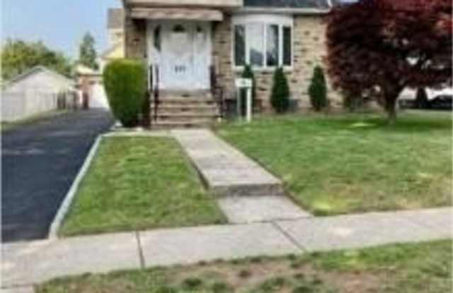 257 Lawrence Avenue photos photos 257 Lawrence Avenue photos photos