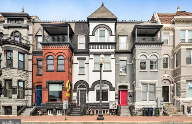 Le Droit Park Renovated Three Bedroom W/Parking Included! photos photos