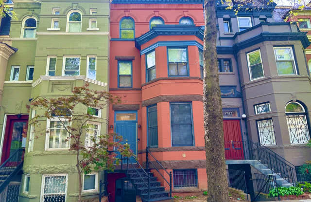 Dupont's Tree Lined Church Street 2 bedroom/1Bath Condo with Deck and Parking! photos photos