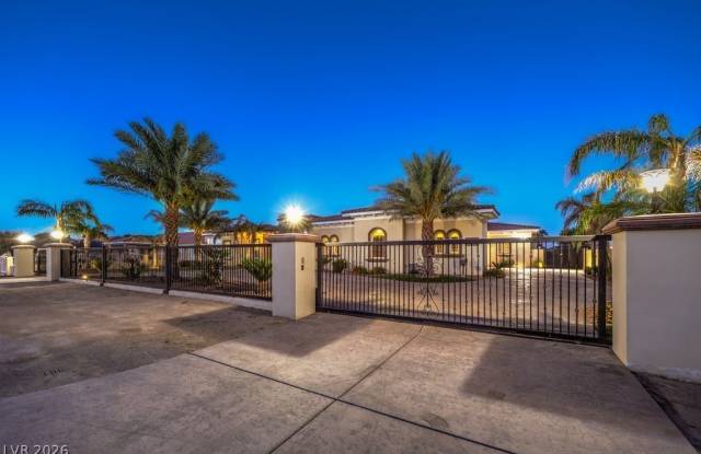 2780 El Camino Road Gallery 2
