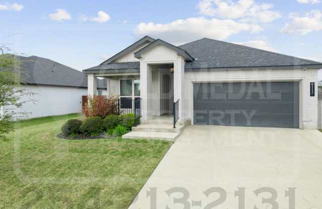 Now Leasing – 6112 Monza Dr. Gallery 4