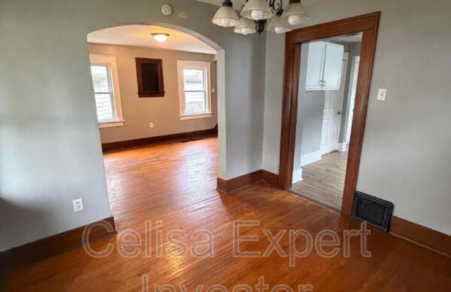 4130 Hoagland Avenue Gallery 3