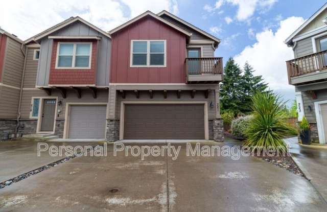 221 N 33rd Ct - 221 North 33rd Court, Ridgefield, WA 98642
