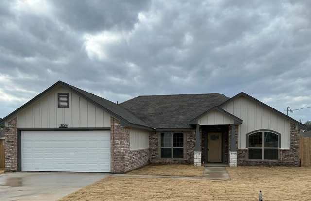 1059  Fieldstone DR - 1059 Fieldstone Drive, Lampasas, TX 76550