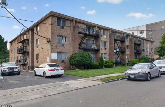 765 Vose Ave photos photos