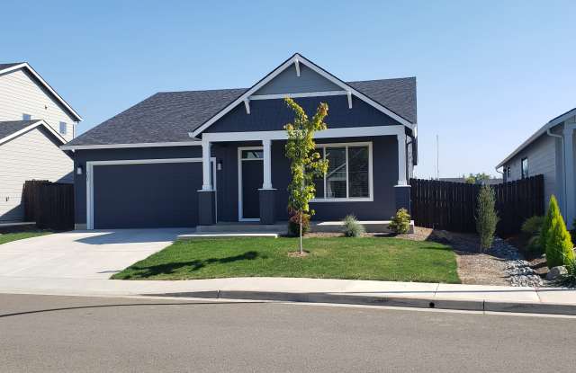 702 Pagget Ave photos photos