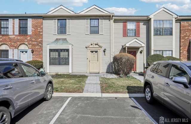 204 Hampshire Court photos photos