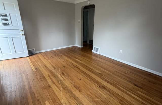 16910 Lotus Drive Gallery 2
