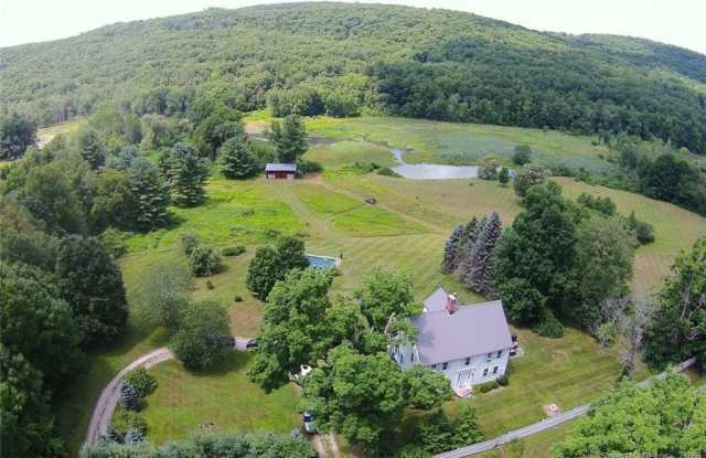 128 Litchfield Turnpike photos photos