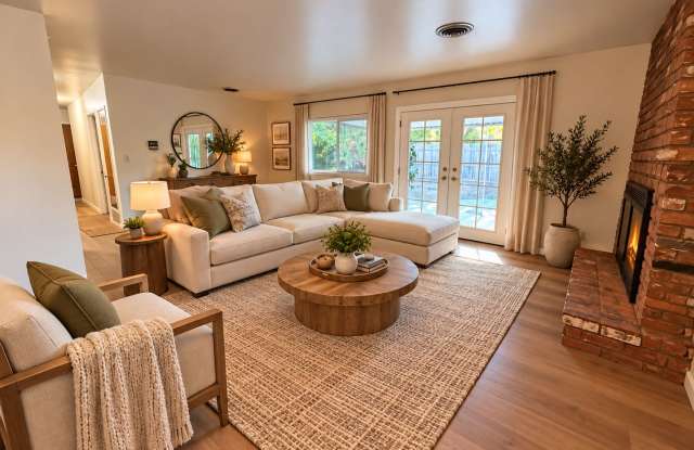 Charming 3-Bedroom Home with a Spacious Backyard in Central Chico! Gallery 3