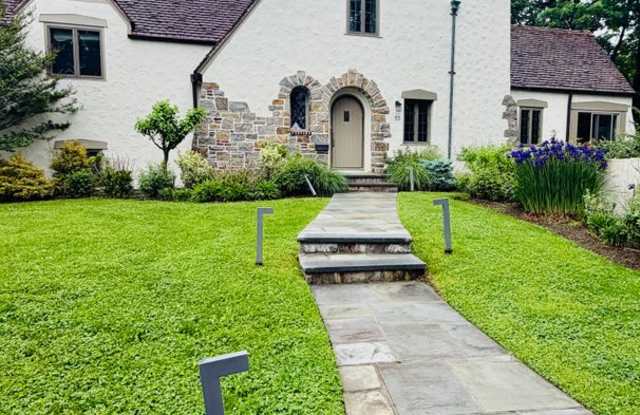 Elegant 3 Bedroom Tudor with Flexible Living Space photos photos