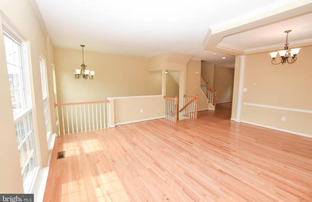 18489 SIERRA SPRINGS SQUARE Gallery 4