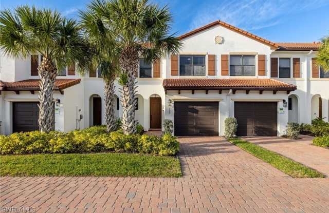 9460 Sardinia Way unit: 104 photos photos