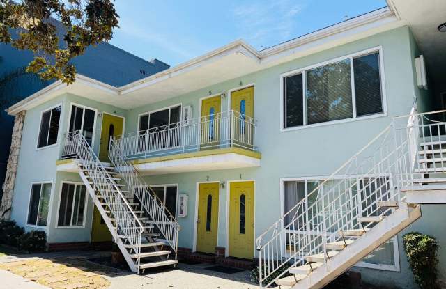 313 photos photos 313 photos photos