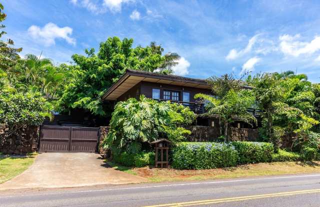 Kealoha Tropical Beach Villa: North Shore Surf Spot Retreat w/ Hot Tub  Views photos photos