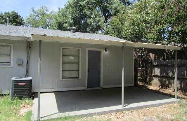 814 Milam Drive Gallery 3