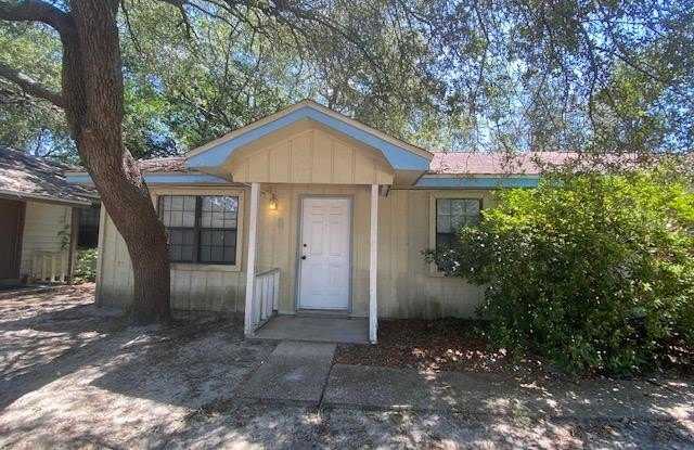 950 donleen street - 950 Donleen Street, Wright, FL 32547