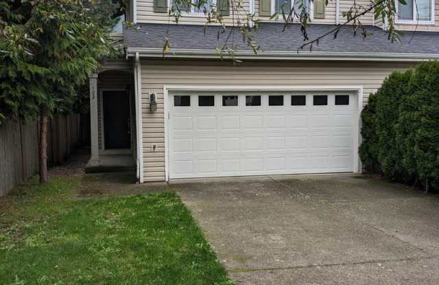 Beautiful 3 Bed 2.5 Bah Home in Auburn - 305 Pike Street Southeast, Auburn, WA 98002