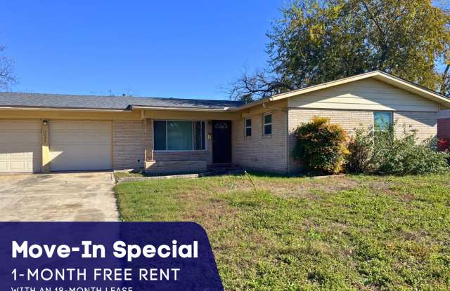 Move-In Special. 1 Month Free at 2022 Odessa Dr photos photos