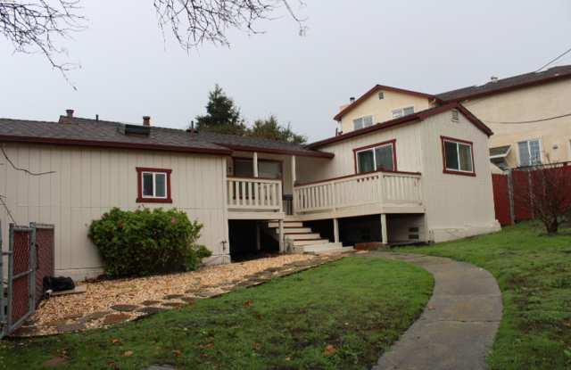 4647 Hilltop Dr, El Sobrante, CA 94803 - 4647 Hilltop Drive, El Sobrante, CA 94803