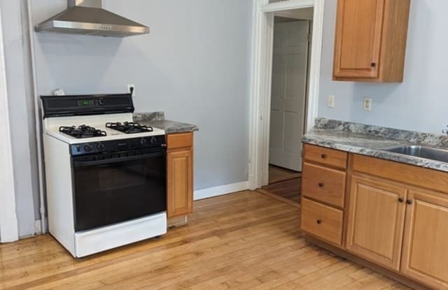 308 Belgrade Ave - 308 Belgrade Avenue, Boston, MA 02131