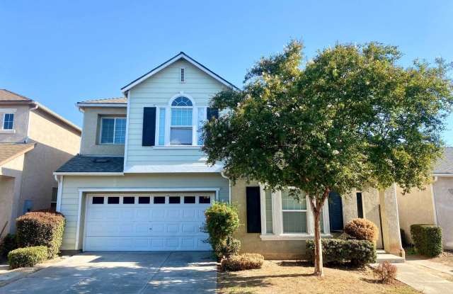 Spacious 4/2.5 off Fig Garden Loop photos photos