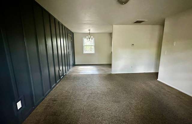 House for Rent in Marshfield Gallery 3