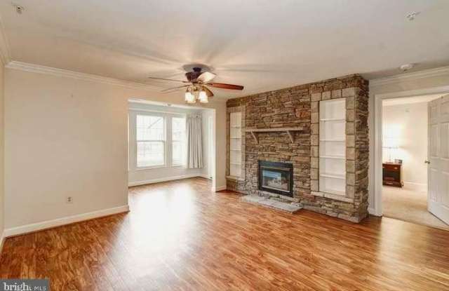 8303 BLUEBIRD Way unit: A photos photos