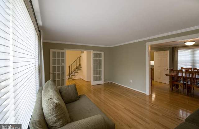 7206 RESERVATION DRIVE Gallery 4