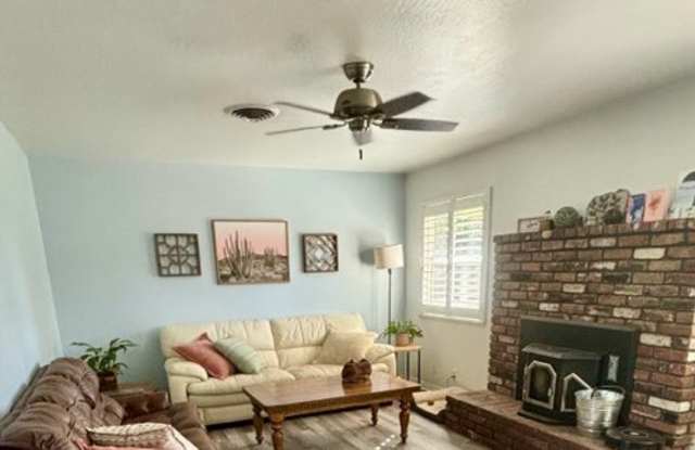 2161 Larkin Road Gallery 2