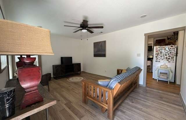 6870 Briar Road Gallery 3