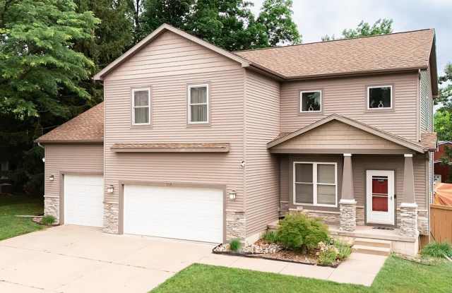 Welcome to your new luxury home! Gallery 1