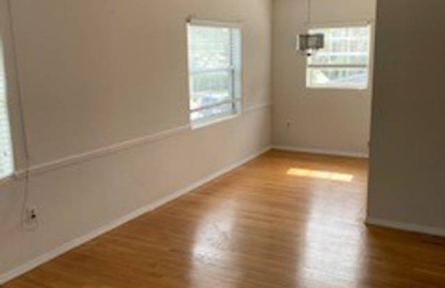 1134 S. Summerlin Avenue Gallery 2