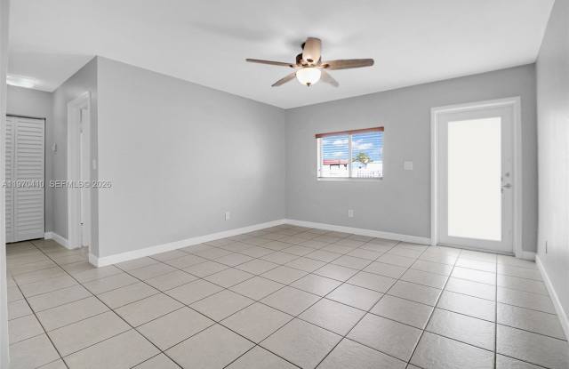 11740 Southwest 182nd Terrace Gallery 4