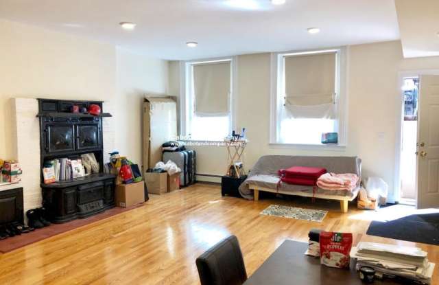 139 Beacon St. Gallery 4