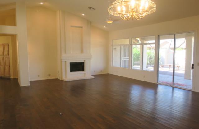 8749 W Kimberly Way Gallery 4