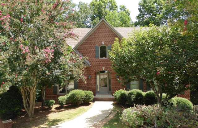 1040 COLE CIRCLE Gallery 3