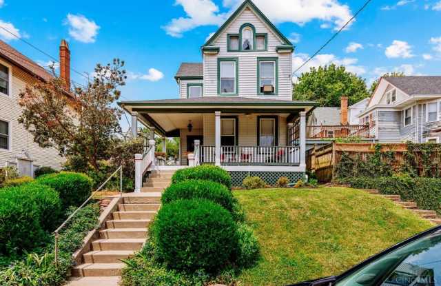 3847 Burwood Avenue Gallery 1