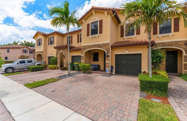 3763 Southeast 2nd Street photos photos