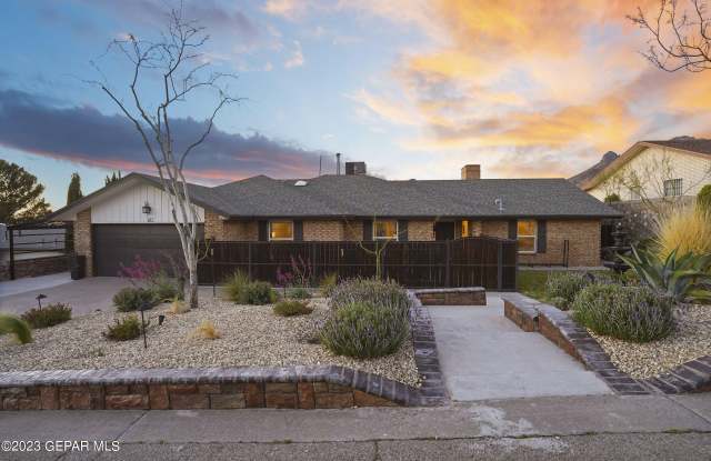 413 HOLLYDALE Drive photos photos 413 HOLLYDALE Drive photos photos